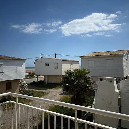 Pour 7 Personnes A 100m De La Avec Terrasse Et Parking A - Fr-1-784-5 Chalet *