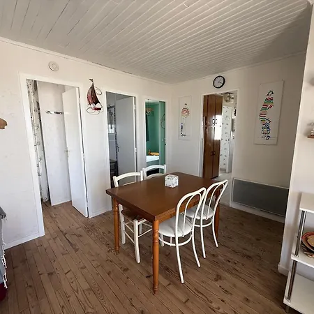 Pour 7 Personnes A 100m De La Avec Terrasse Et Parking A - Fr-1-784-5 * Gruissan